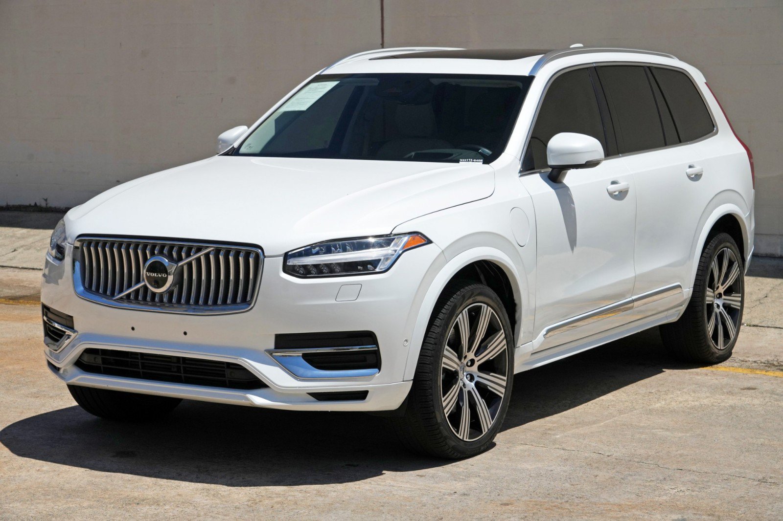 Used 2025 Volvo XC90 T8 Ultra w/ Protection Package Premier AWD/4WD image 53