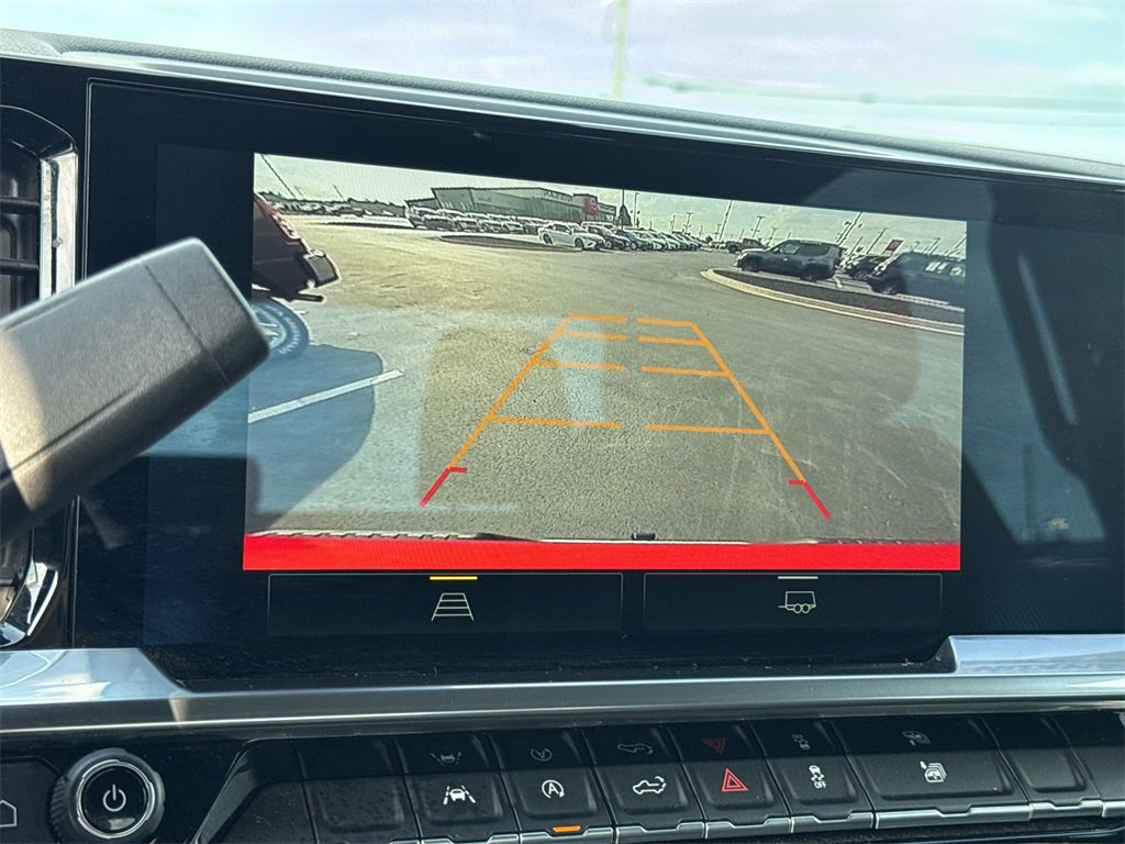 Used 2023 Chevrolet Silverado 1500 LT image 23