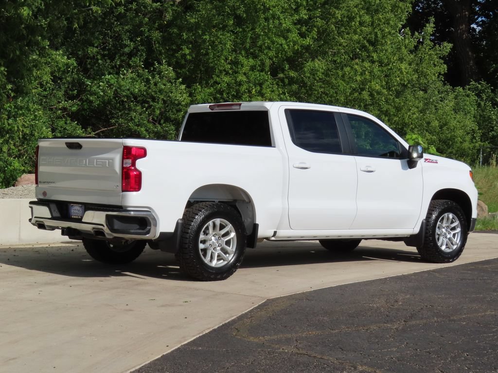 Certified 2024 Chevrolet Silverado 1500 LT w/ Z71 Off-Road Package AWD/4WD image 3