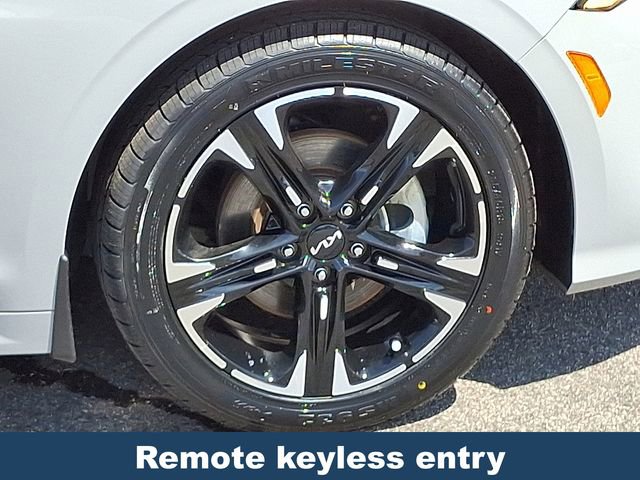 Used 2023 Kia K5 GT-Line image 10