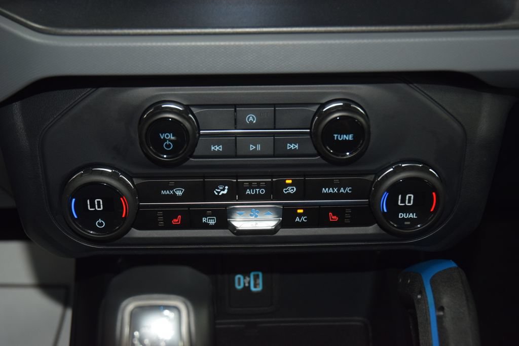 Used 2024 Ford Bronco Black Diamond AWD/4WD image 36