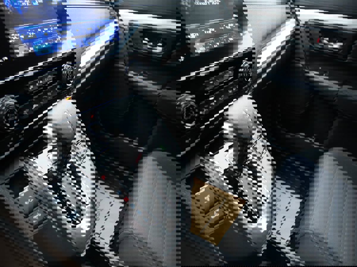 Used 2021 Honda CR-V Special Edition image 14