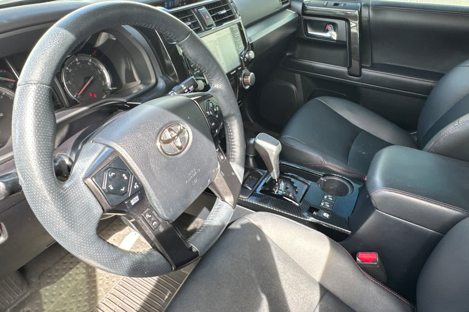 Used 2024 Toyota 4Runner TRD Off-Road Premium w/ Moonroof Package AWD/4WD image 9