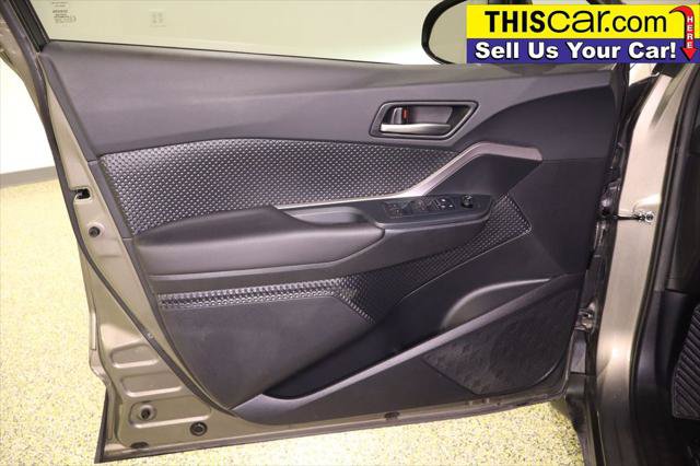 Used 2021 Toyota C-HR LE FWD image 29