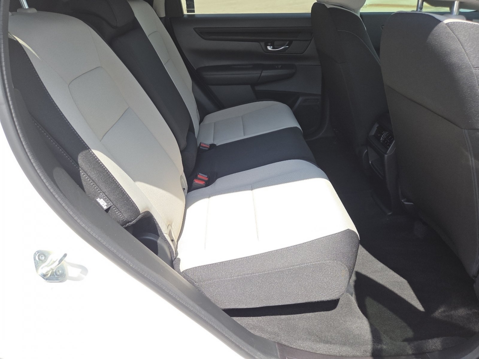 Used 2025 Honda CR-V LX image 19