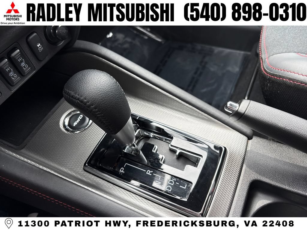 Used 2025 Mitsubishi Outlander Sport AWD image 13