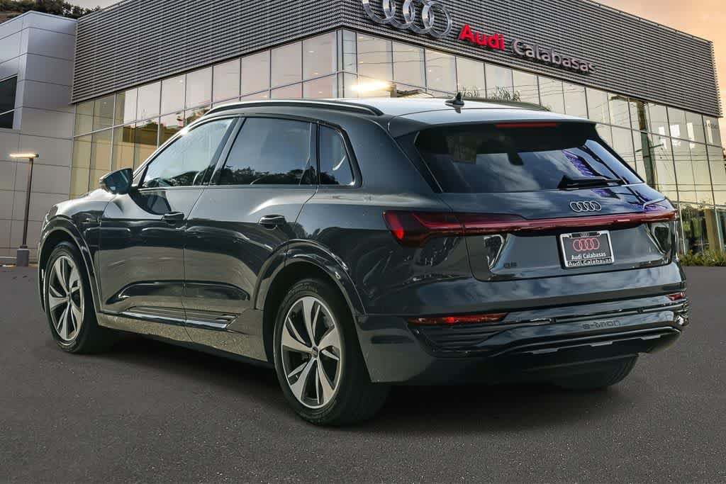 Used 2024 Audi Q8 e-tron Premium AWD/4WD video 2