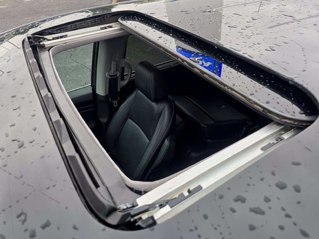 Certified 2024 Honda Odyssey EX-L image 18
