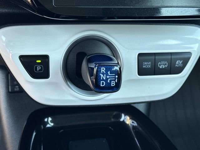 Certified 2018 Toyota Prius Prime Premium image 17