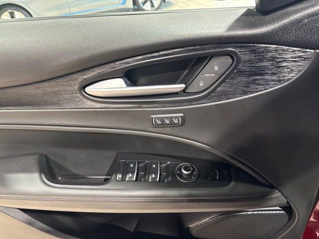 Used 2024 Alfa Romeo Stelvio Sprint image 22