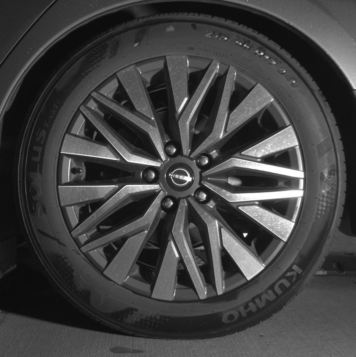 Used 2025 Nissan Altima 2.5 SV image 14