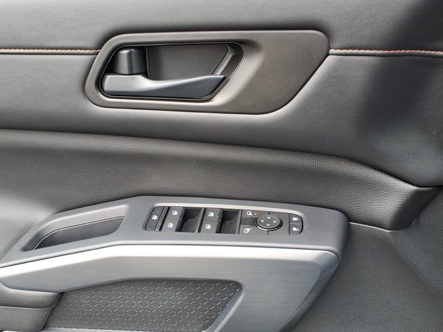 Used 2024 Nissan Pathfinder Rock Creek AWD/4WD image 28