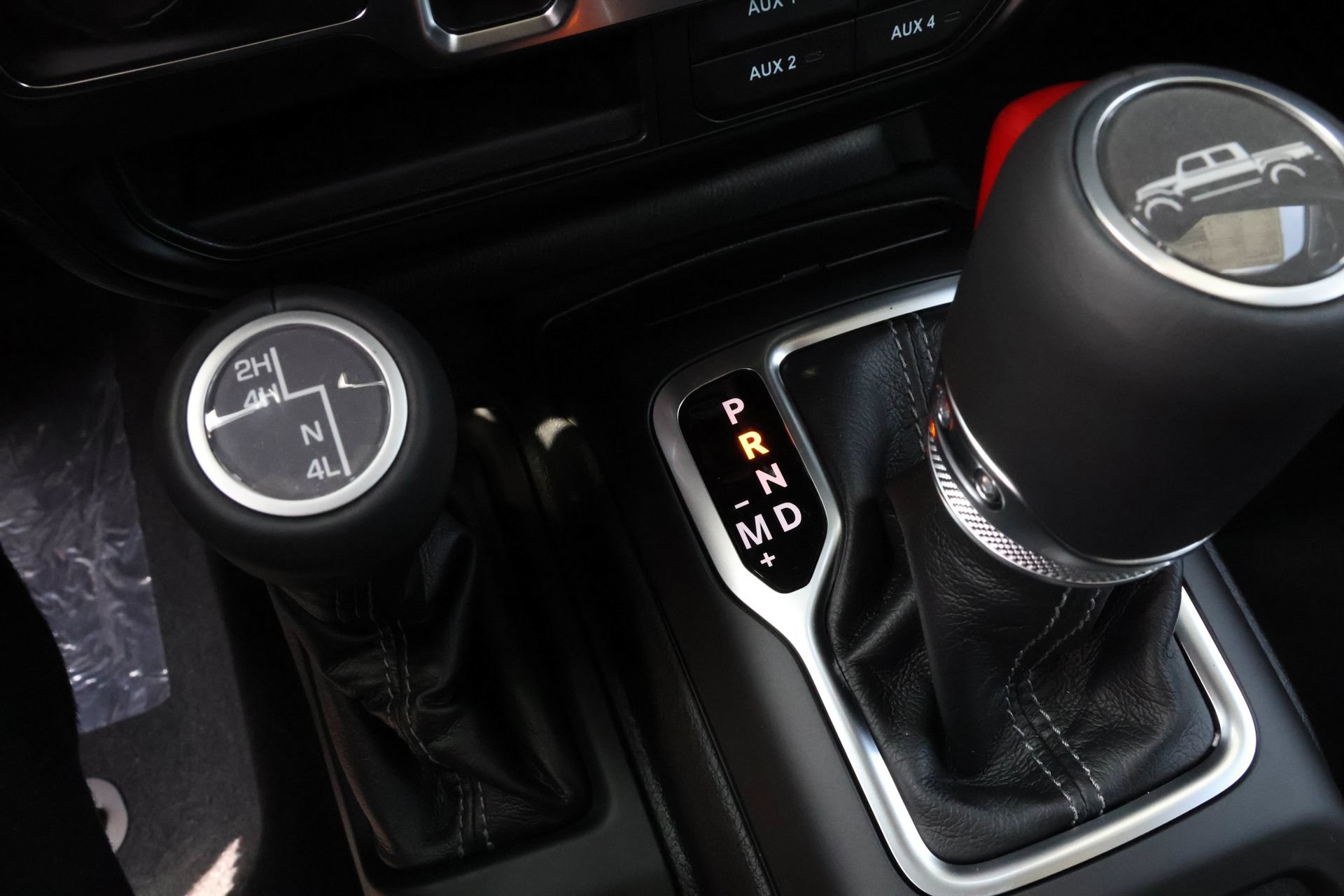 New 2026 Jeep Gladiator Sport AWD/4WD image 25