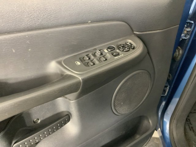 Used 2003 Dodge Ram 2500 Truck SLT image 11