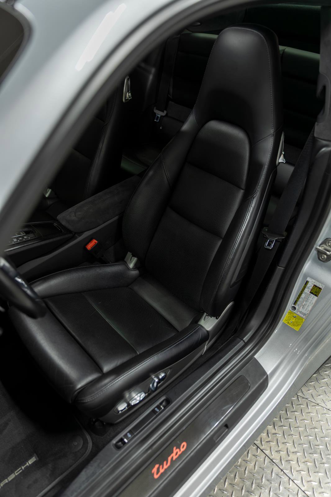 Used 2016 Porsche 911 Turbo image 83