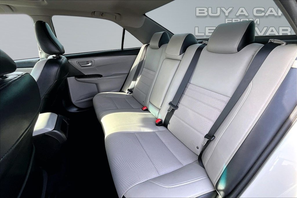 Used 2017 Toyota Camry SE FWD image 26