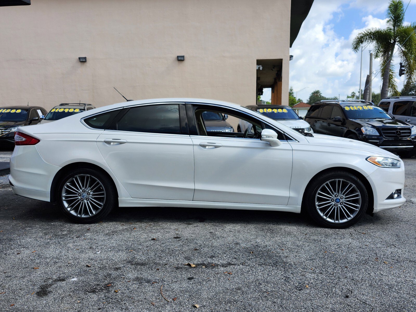 Used 2013 Ford Fusion SE image 12