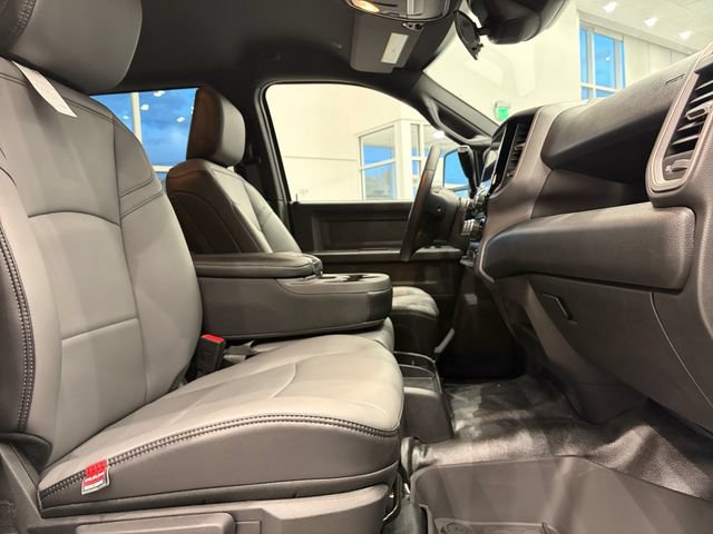 New 2026 RAM 2500 Tradesman w/ Chrome Appearance Group AWD/4WD image 30