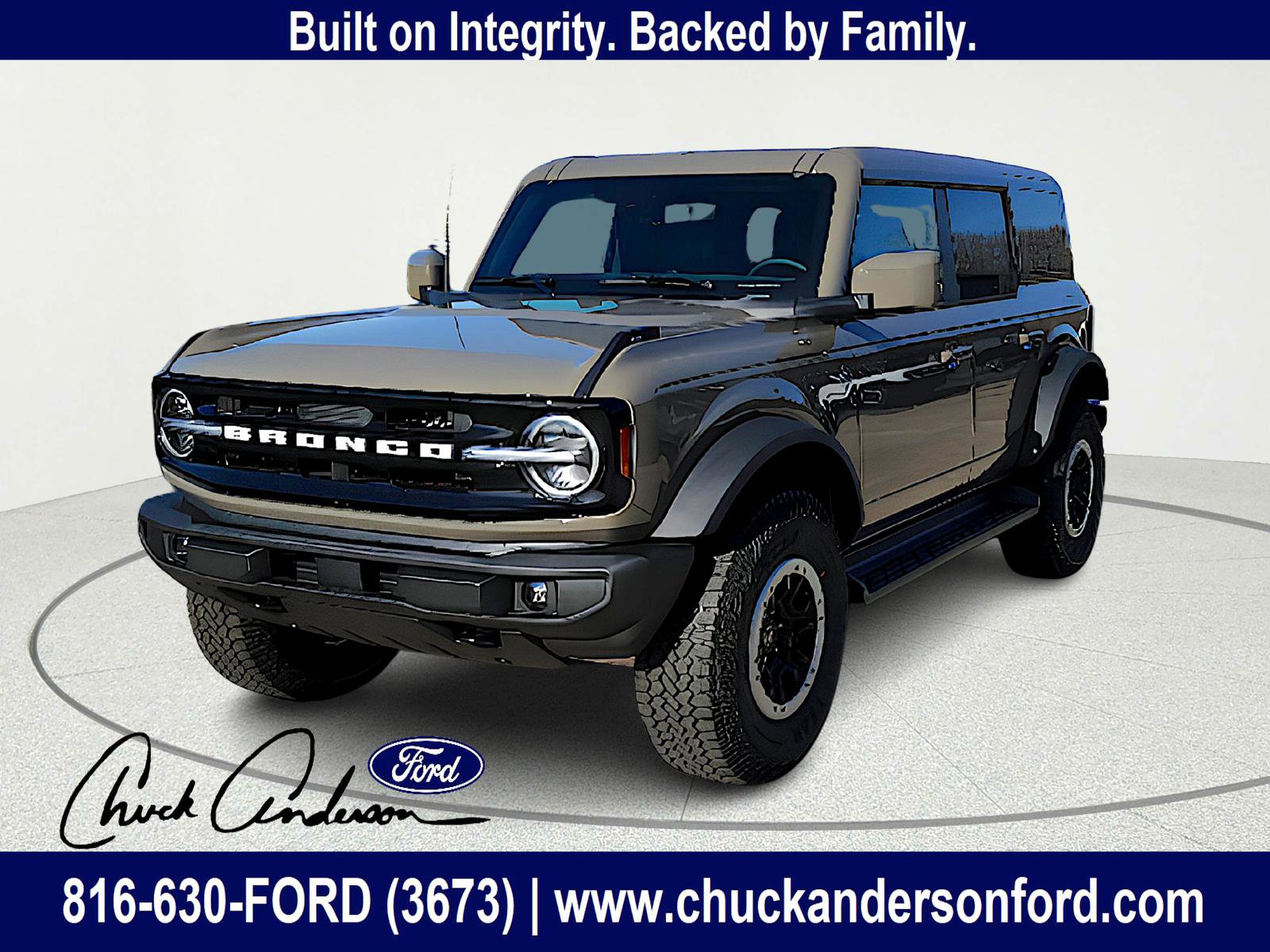 New 2025 Ford Bronco Outer Banks w/ Sasquatch Package
