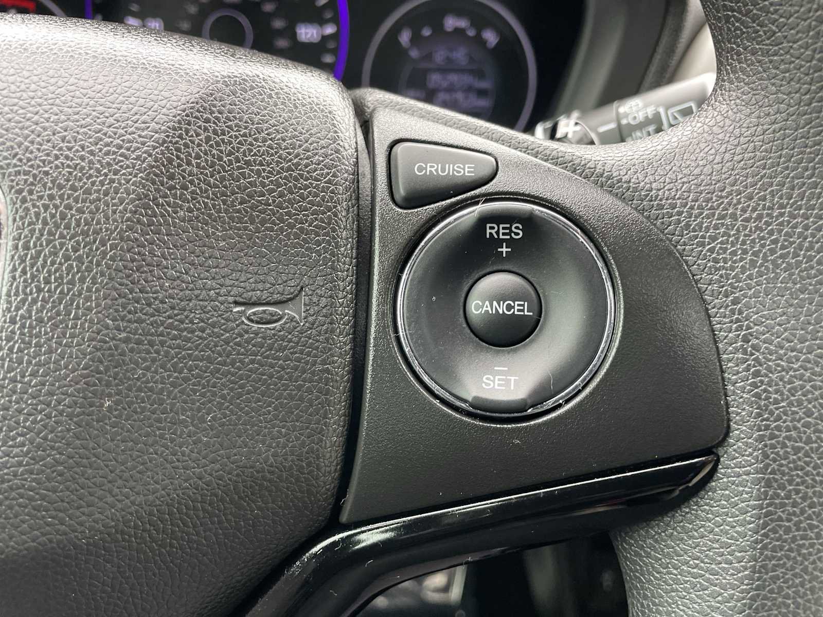 Used 2018 Honda HR-V EX image 16