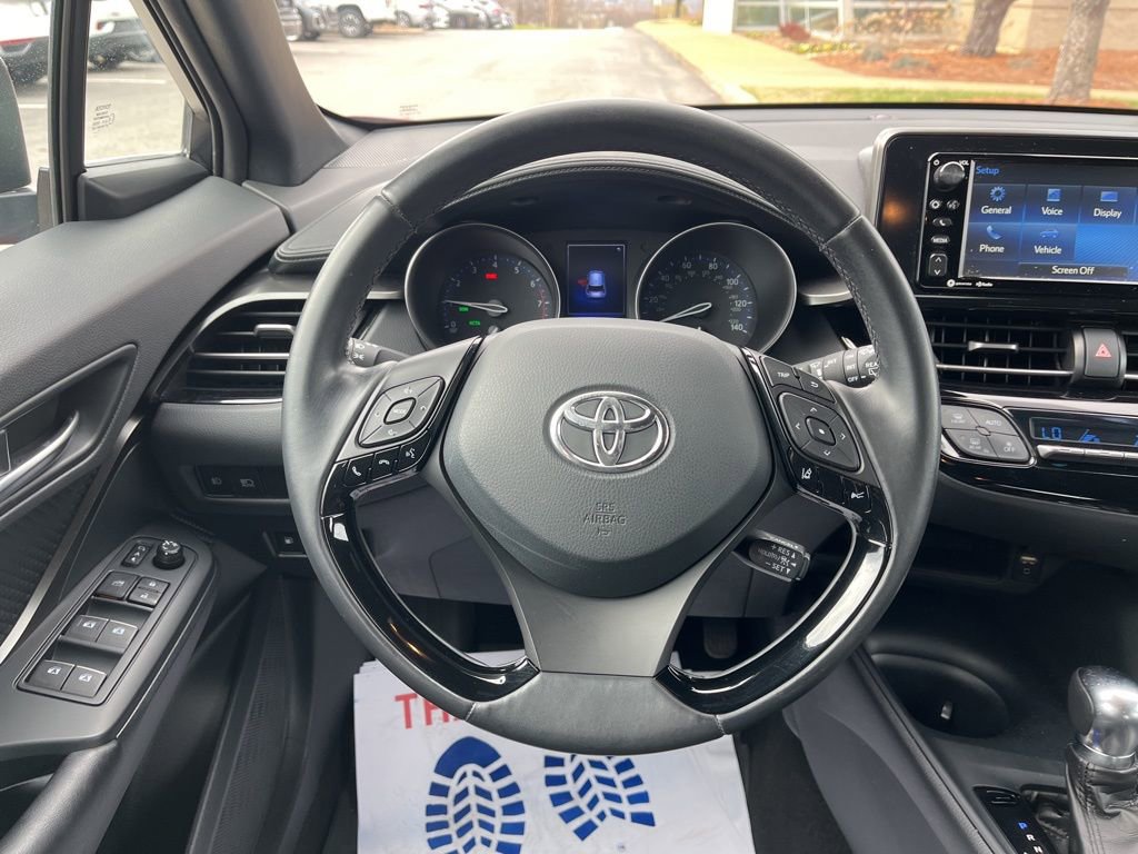 Used 2018 Toyota C-HR XLE image 15