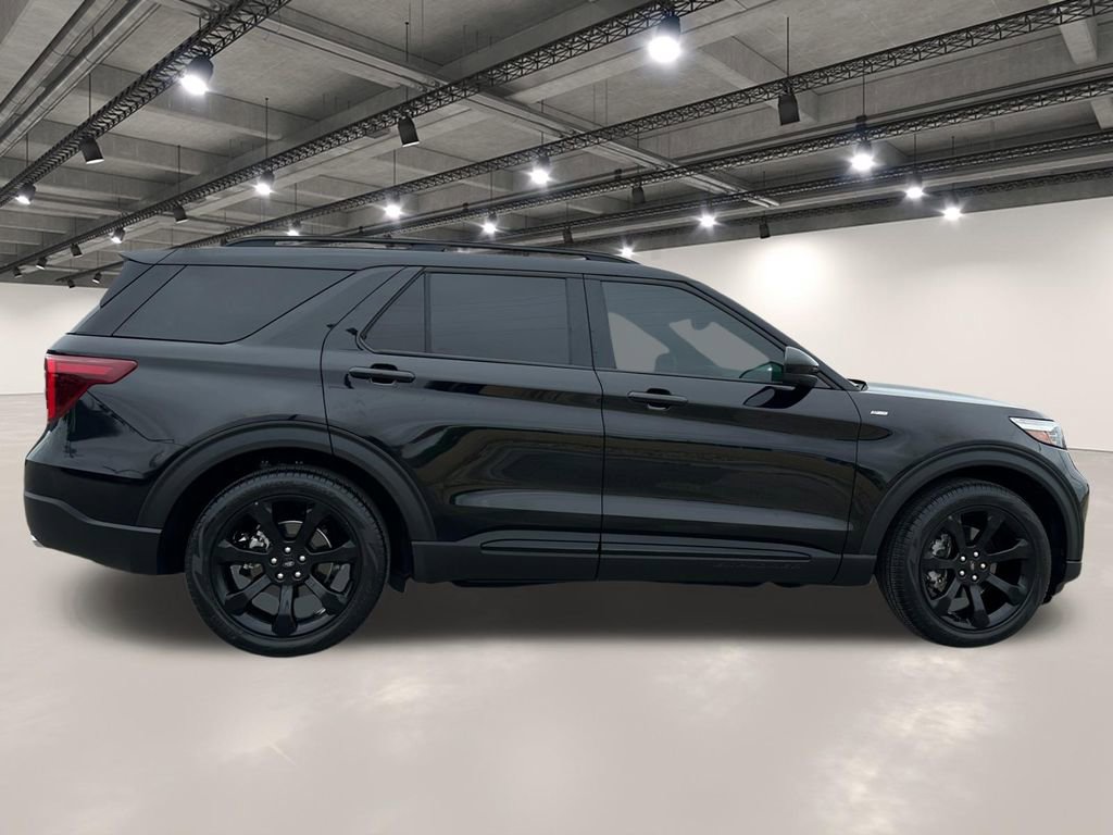 Used 2023 Ford Explorer ST-Line w/ Class IV Trailer Tow Package image 17