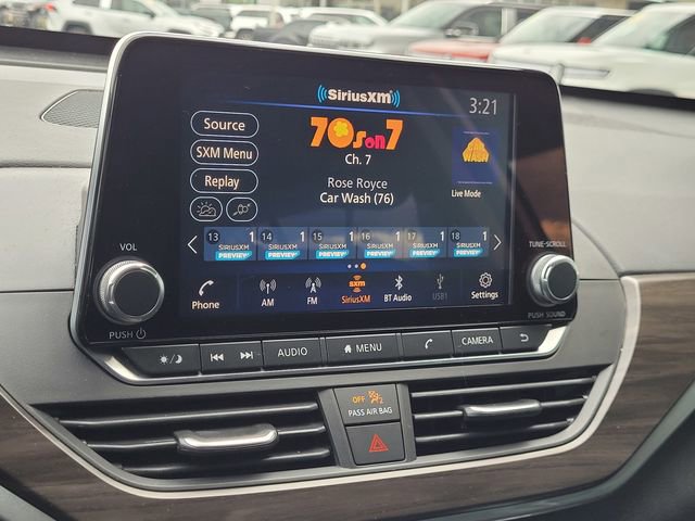 Used 2024 Nissan Altima 2.5 SV image 9