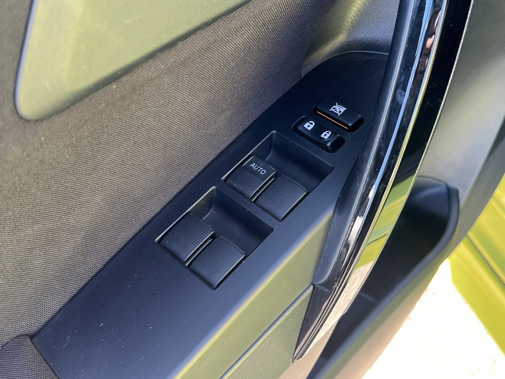Used 2018 Toyota Corolla iM image 10