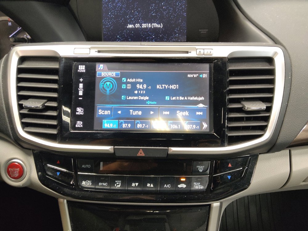 Used 2017 Honda Accord EX image 25