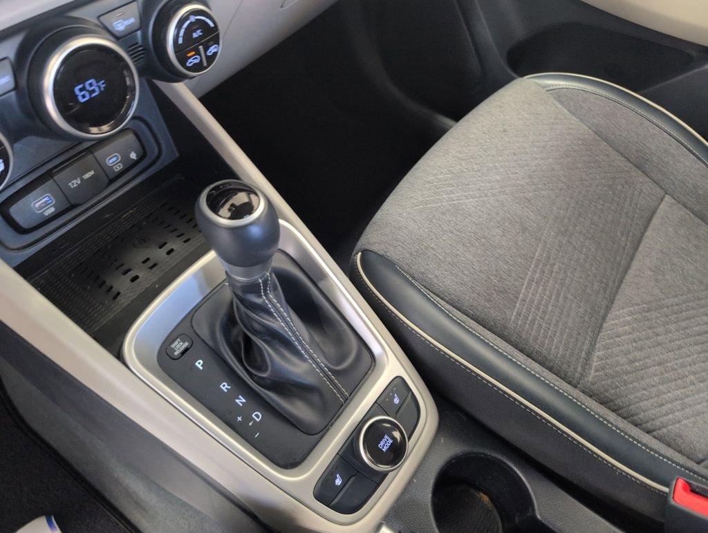 Certified 2023 Hyundai Venue Limited image 25