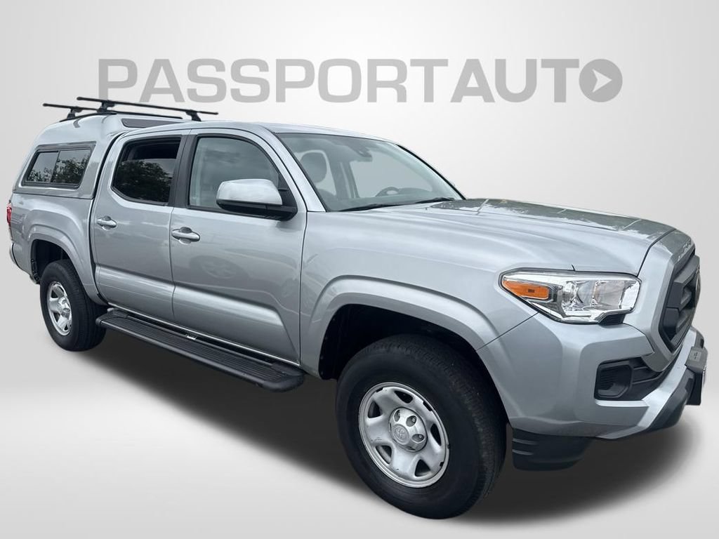 Used 2022 Toyota Tacoma SR w/ SR Convenience Package RWD image 2