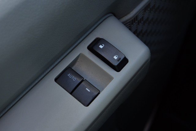 Used 2022 Ford E-350 and Econoline 350 Super Duty w/ Power Windows & Locks Group RWD image 25