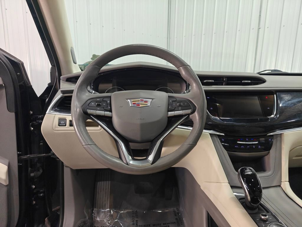 Used 2021 Cadillac XT6 Premium Luxury AWD/4WD image 31