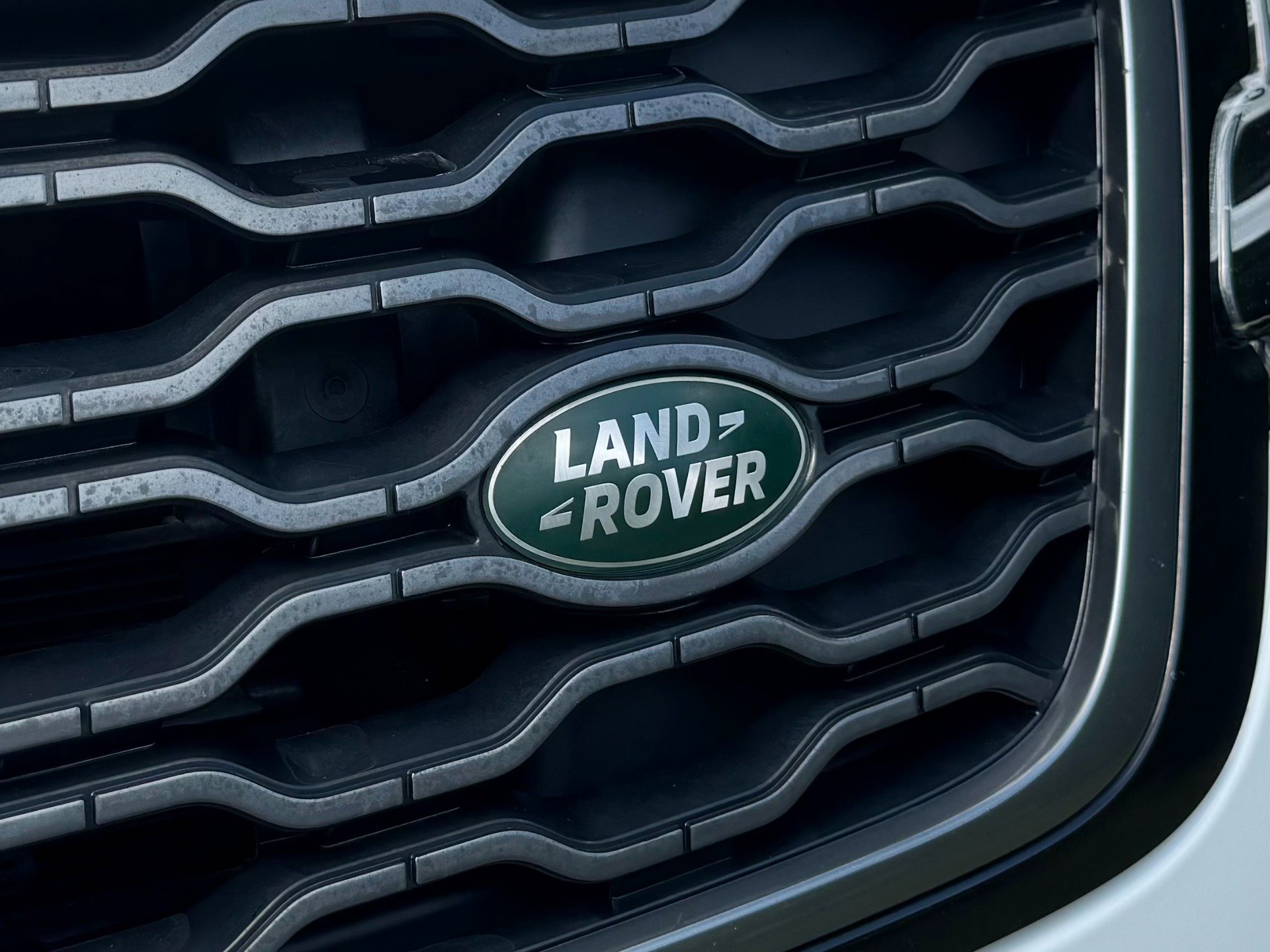 Used 2023 Land Rover Range Rover Velar R-Dynamic S image 78