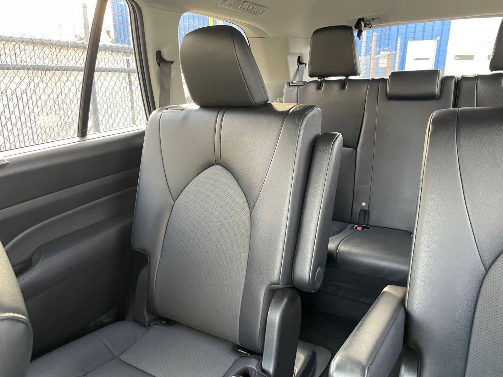 Used 2025 Toyota Grand Highlander FWD image 39