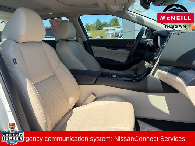 Used 2023 Nissan Maxima Platinum w/ Sport Mat Group FWD image 13
