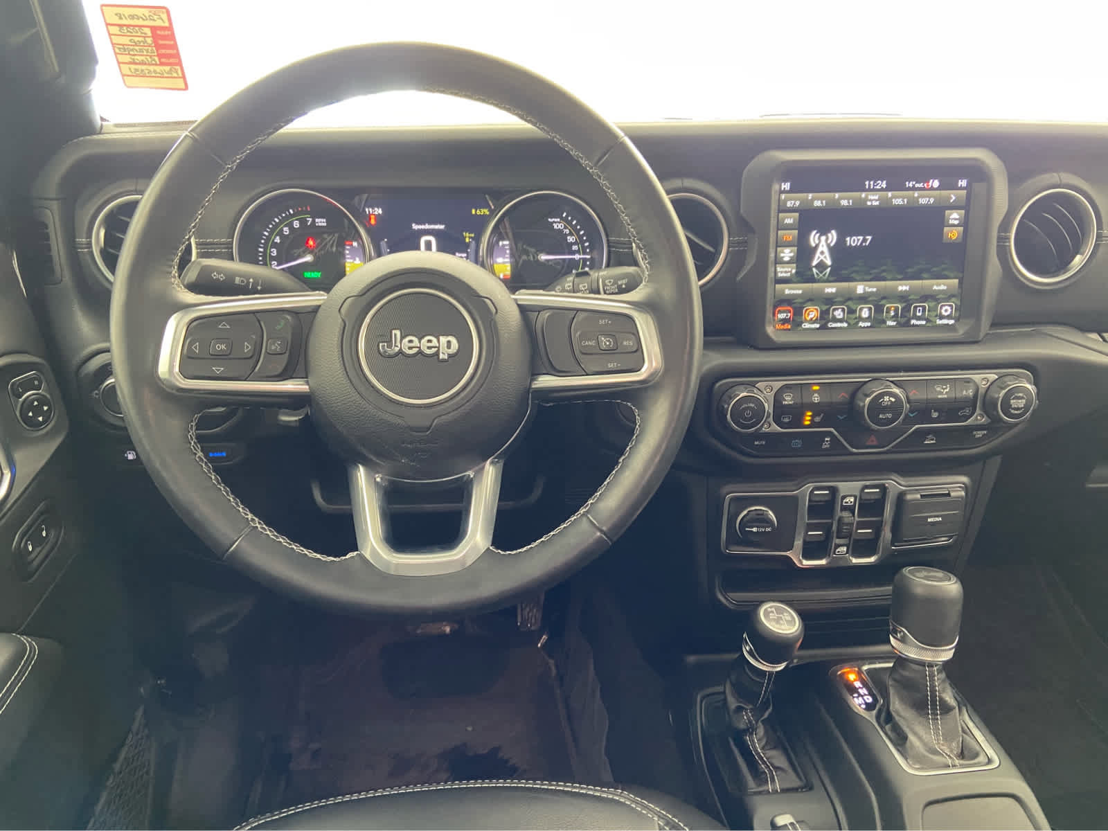 Used 2023 Jeep Wrangler Sahara w/ Cold Weather Group image 20