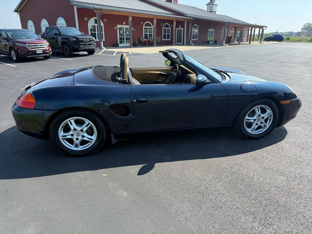 Used 2000 Porsche Boxster image 3