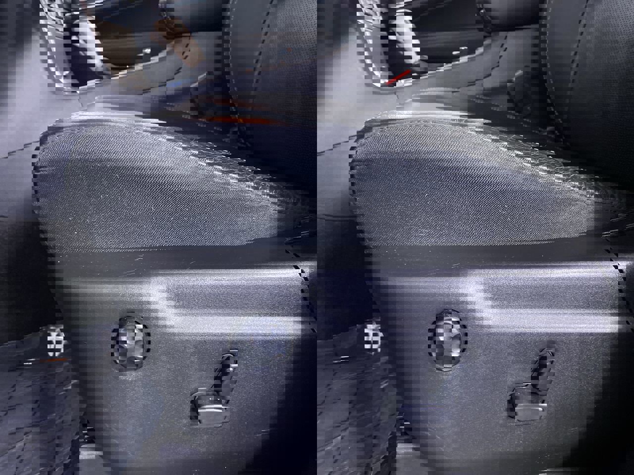 Used 2017 Jeep Grand Cherokee Limited w/ Luxury Group II image 10