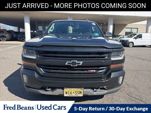Used 2018 Chevrolet Silverado 1500 LT w/ All Star Edition image 2