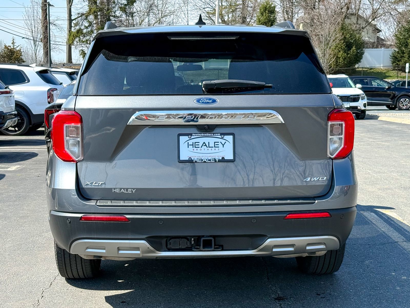 Used 2023 Ford Explorer XLT w/ Equipment Group 202A AWD/4WD image 7
