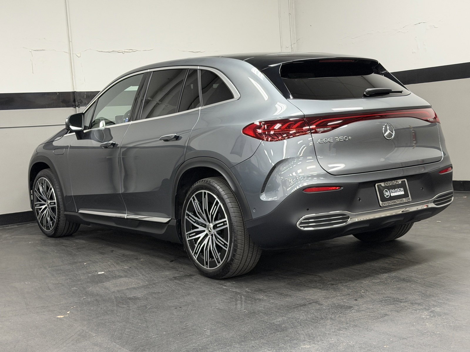 Used 2025 Mercedes-Benz EQE 350+ SUV image 10