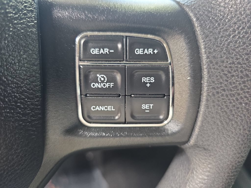 Used 2019 RAM 1500 Express w/ Ignition Orange Sport Package AWD/4WD image 17