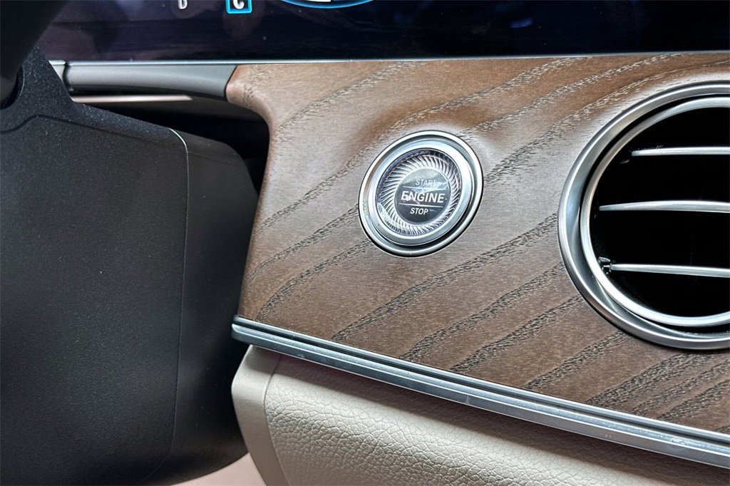 Used 2021 Mercedes-Benz E 350 Sedan image 25