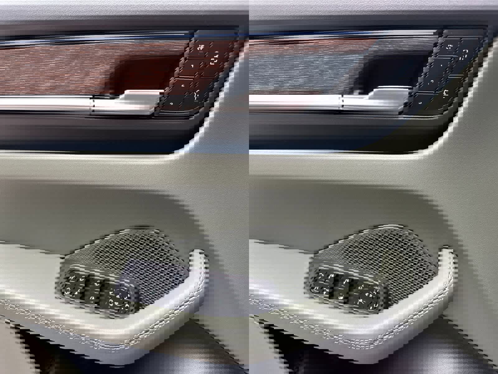 New 2026 Porsche Macan Electric image 12