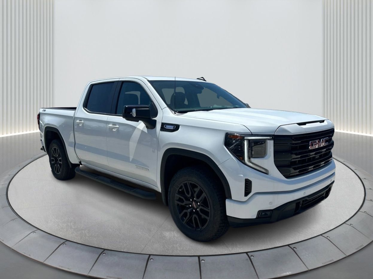 Used 2025 GMC Sierra 1500 Elevation w/ Elevation Premium Package image 3