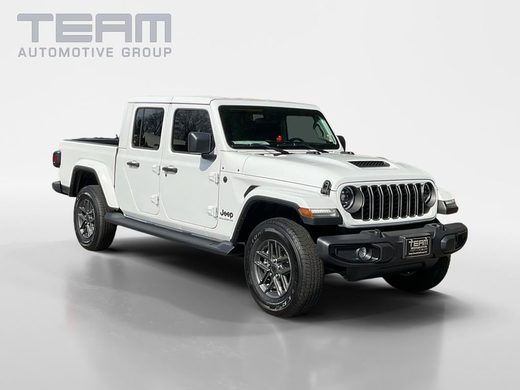 New 2025 Jeep Gladiator Sport