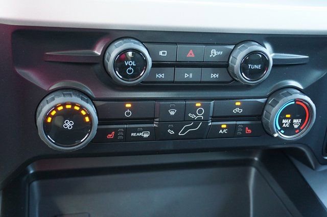 New 2026 Ford F350 XLT w/ XLT Premium Package AWD/4WD image 27