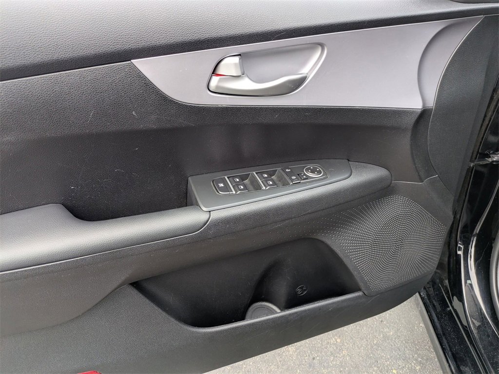 Used 2024 Kia Forte LXS image 15