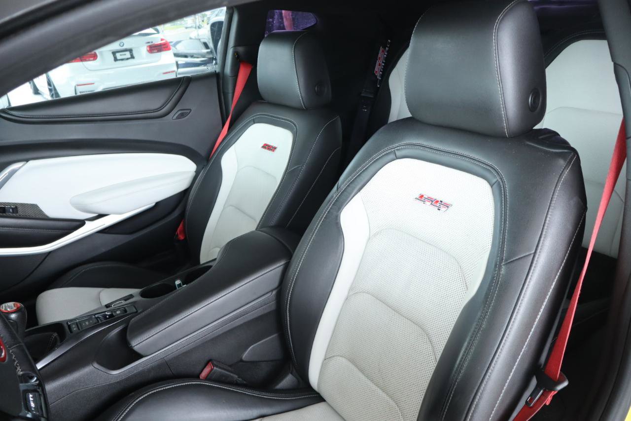Used 2017 Chevrolet Camaro SS RWD image 14